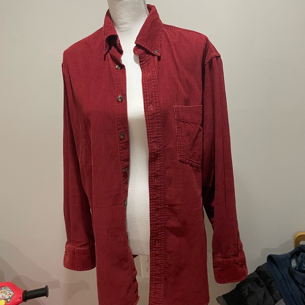 Men’s deep red corduroy j. Crew oarsmen long sleeve button up shirt size small